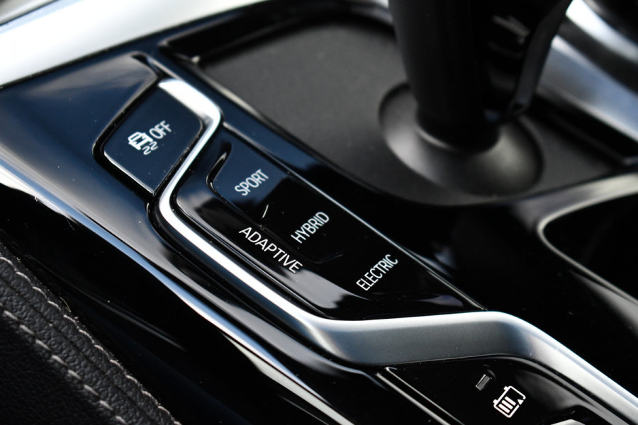 BMW 5 Serie 545e xDrive M-Sport Pano Comfseat HUD ACC H/K 360 Laser