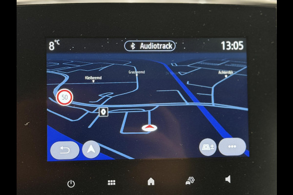Peugeot 5008 1.2 Hybrid 136pk Allure Automaat | Navigatie | Cruise control | Climate control | LED | Parkeersensoren | Camera | Apple Carplay/ Android Auto | Radio