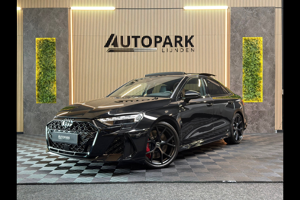 Audi RS3 Limousine 2.5 TFSI RS 3 quattro BTW|PANO|SONOS|HuD|MATRIX|ACC|KEYLESS|CARPLAY|FABRIEKSGARANTIE|2025|DODEHOEK|BOMVOL!