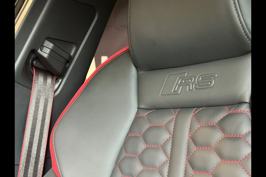 Audi RS3 Limousine 2.5 TFSI RS 3 quattro BTW|PANO|SONOS|HuD|MATRIX|ACC|KEYLESS|CARPLAY|FABRIEKSGARANTIE|2025|DODEHOEK|BOMVOL!