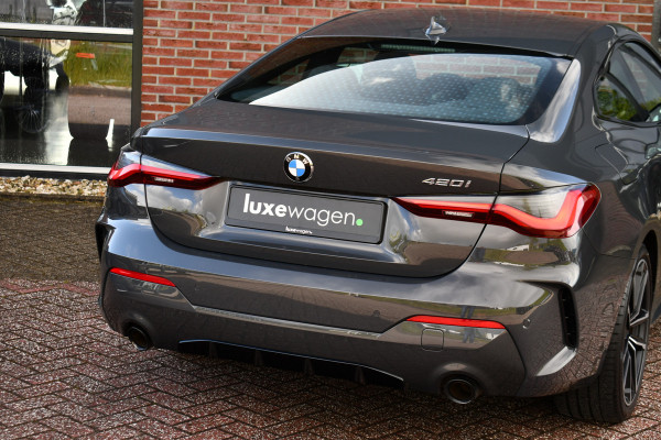 BMW 4 Serie Coupé 420i M-Sport | NL-auto | Dravitgrau | 19inch | Laser | El-klep