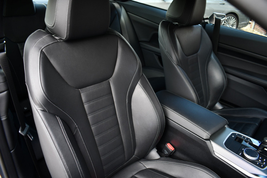 BMW 4 Serie Coupé 420i M-Sport | NL-auto | Dravitgrau | 19inch | Laser | El-klep
