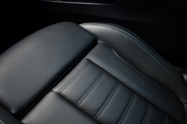 BMW 4 Serie Coupé 420i M-Sport | NL-auto | Dravitgrau | 19inch | Laser | El-klep