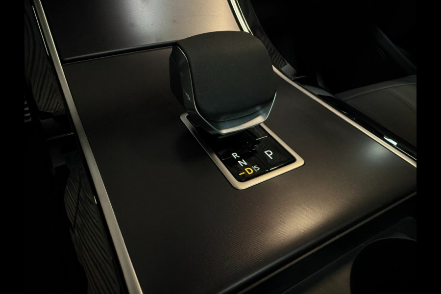 Land Rover Range Rover Evoque P270e PHEV Dynamic SE /black-pack/arroios Grey/schuifkanteldak/360 camera