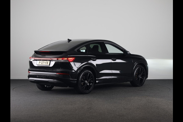 Audi Q4 Sportback e-tron 40 Advanced edition 77 kWh 204 pk | Navigatie | Warmtepomp | Parkeersensoren | Achteruitrijcamera | Adaptieve cruise control | Stoelverwarming |