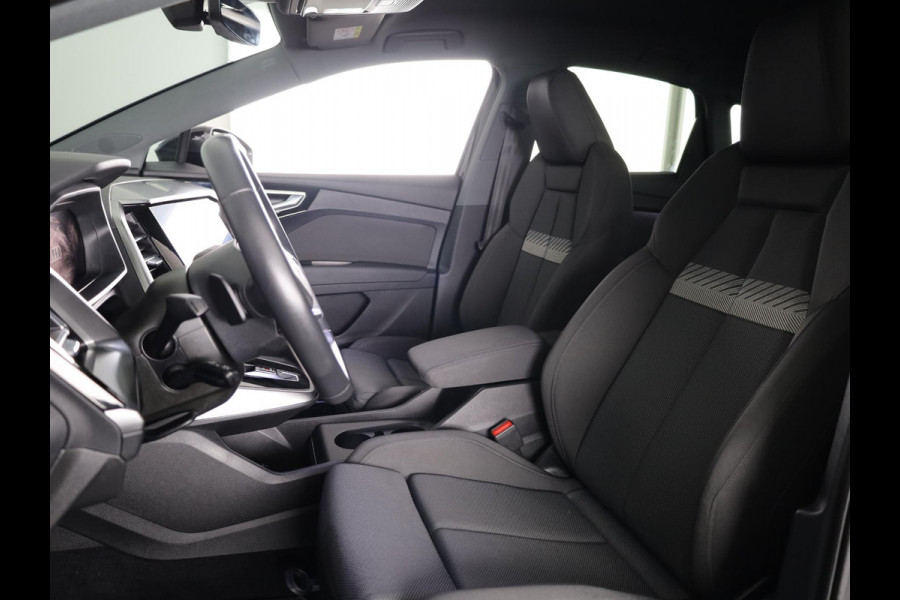 Audi Q4 Sportback e-tron 40 Advanced edition 77 kWh 204 pk | Navigatie | Warmtepomp | Parkeersensoren | Achteruitrijcamera | Adaptieve cruise control | Stoelverwarming |