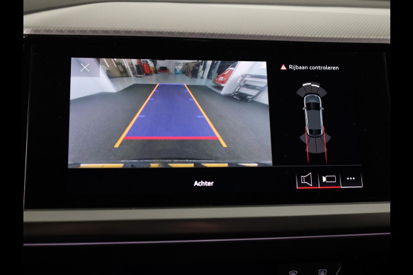 Audi Q4 Sportback e-tron 40 Advanced edition 77 kWh 204 pk | Navigatie | Warmtepomp | Parkeersensoren | Achteruitrijcamera | Adaptieve cruise control | Stoelverwarming |