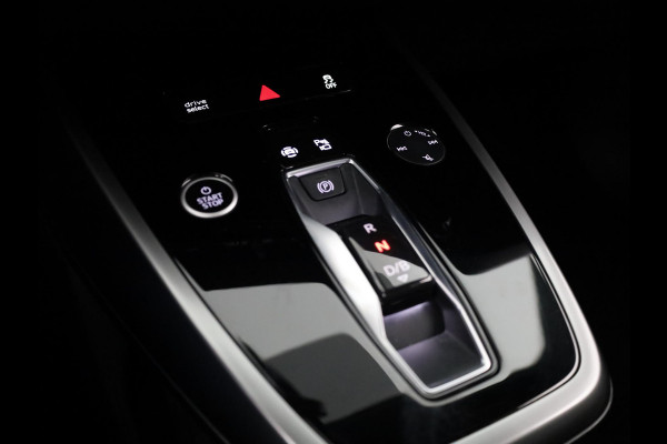 Audi Q4 Sportback e-tron 40 Advanced edition 77 kWh 204 pk | Navigatie | Warmtepomp | Parkeersensoren | Achteruitrijcamera | Adaptieve cruise control | Stoelverwarming |
