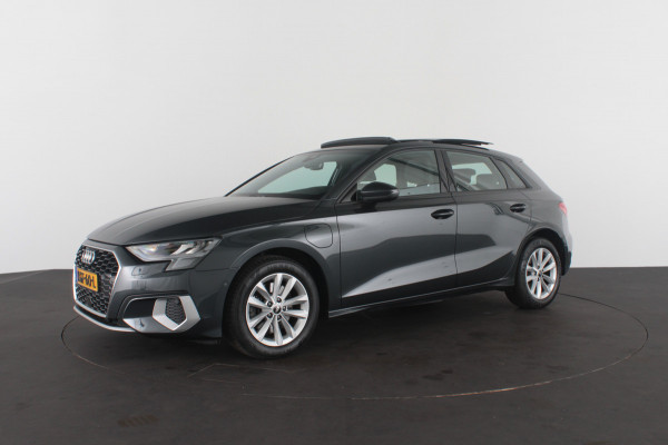 Audi A3 Sportback 40 TFSI e Edition > Pano.schuif/B&O/Leer/Keyless...