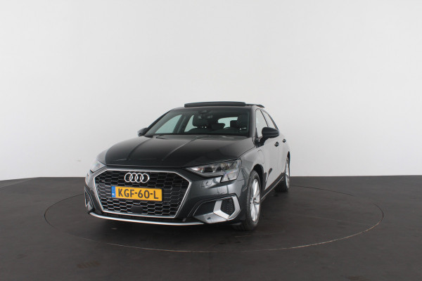 Audi A3 Sportback 40 TFSI e Edition > Pano.schuif/B&O/Leer/Keyless...