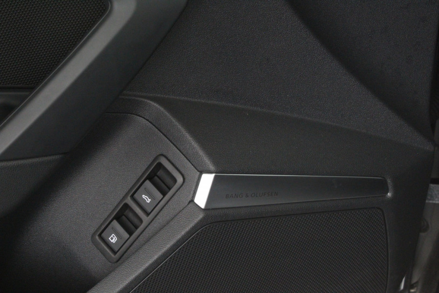 Audi A3 Sportback 40 TFSI e Edition > Pano.schuif/B&O/Leer/Keyless...