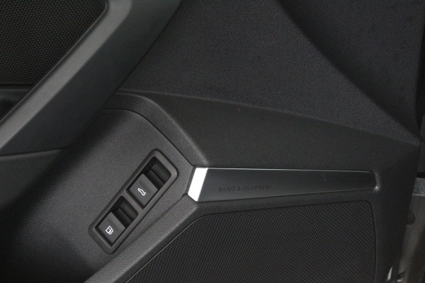 Audi A3 Sportback 40 TFSI e Edition > Pano.schuif/B&O/Leer/Keyless...