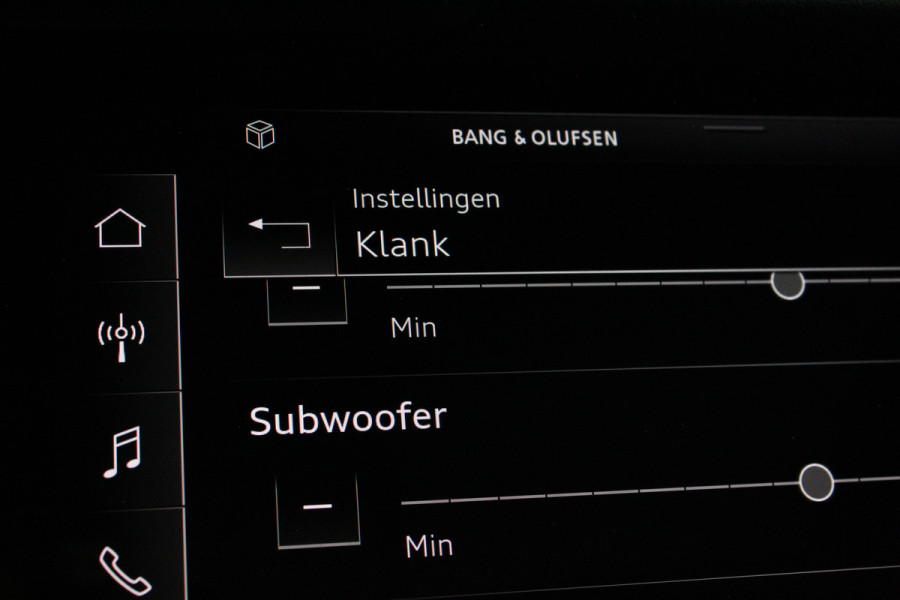 Audi A3 Sportback 40 TFSI e Edition > Pano.schuif/B&O/Leer/Keyless...