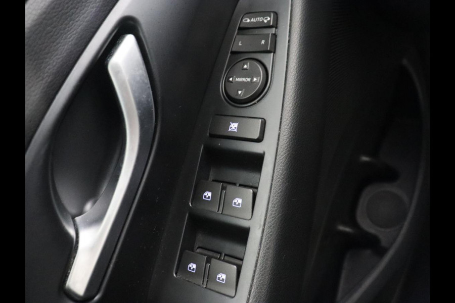 Hyundai i30 Fastback 1.0 T-GDI Premium | Carplay | Half leder | Full LED | Navigatie | Keyless | Climate control | Camera | Bluetooth | Cruise control | Parkeerhulp