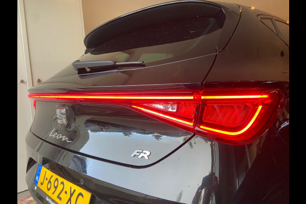 Seat Leon 1.5 TSI FR 95500KM/NEW MODEL/MATRIX/SFEER/LANE