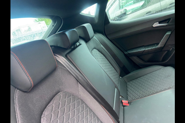 Seat Leon 1.5 TSI FR 95500KM/NEW MODEL/MATRIX/SFEER/LANE
