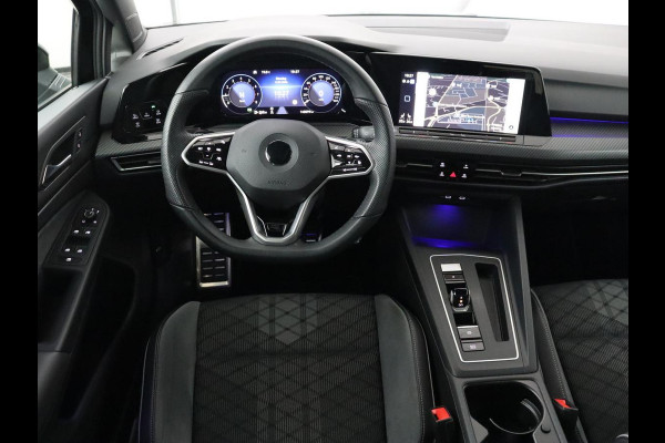 Volkswagen Golf 1.5 eTSI R-Line | Panoramadak | Stoelverwarming | Matrix LED | Keyless | Sfeerverlichting | Carplay | Adaptive cruise | Navigatie | Side Assist | Park Assist | Stuurverwarming | Sportstoelen