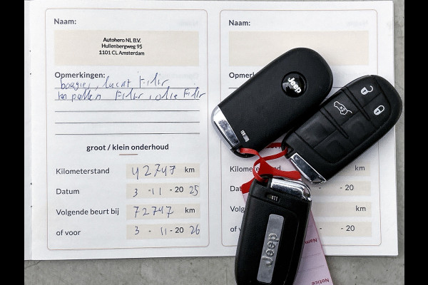 Jeep Compass 1.3T S (Perfect OnderH, Trekhaak, Camera, Stoel/Stuur VerW, Lane assist, Navi, Etc)