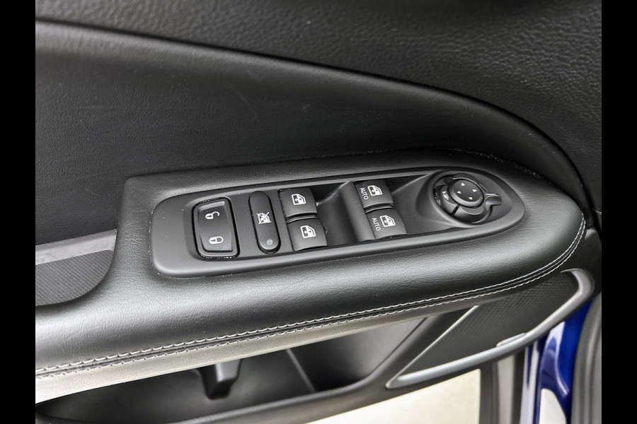 Jeep Compass 1.3T S (Perfect OnderH, Trekhaak, Camera, Stoel/Stuur VerW, Lane assist, Navi, Etc)