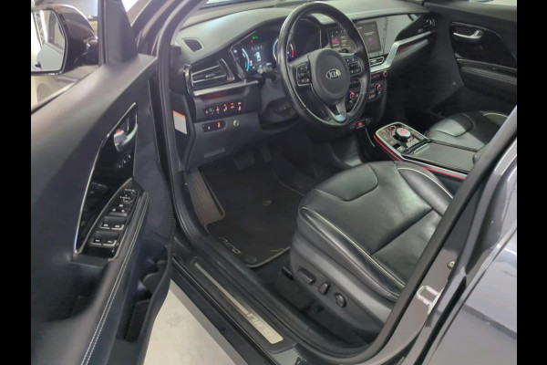 Kia e-Niro ExecutiveLine 64 kWh NL-AUTO | LEDER | STOELVER/KOELING