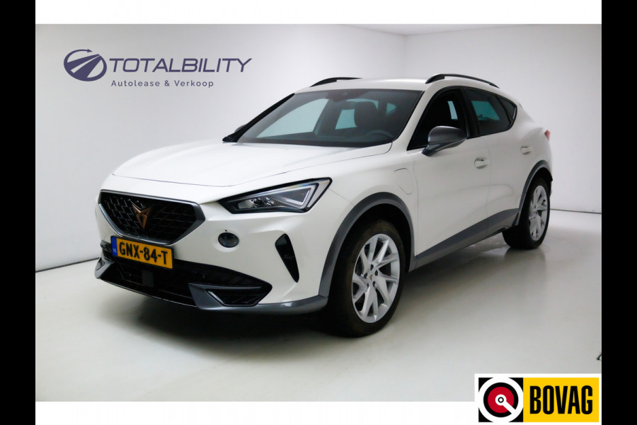 CUPRA Formentor 1.4 TSI e-Hybrid Business 204 PK | Trekhaak | Stoelverwarming | Adaptive cruise | Stuurverwarming,  App-connect, Full Led, Keyless