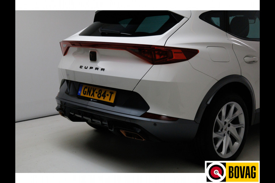 CUPRA Formentor 1.4 TSI e-Hybrid Business 204 PK | Trekhaak | Stoelverwarming | Adaptive cruise | Stuurverwarming,  App-connect, Full Led, Keyless