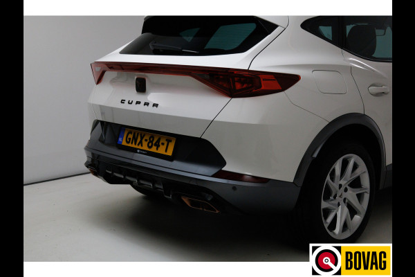 CUPRA Formentor 1.4 TSI e-Hybrid Business 204 PK | Trekhaak | Stoelverwarming | Adaptive cruise | Stuurverwarming,  App-connect, Full Led, Keyless