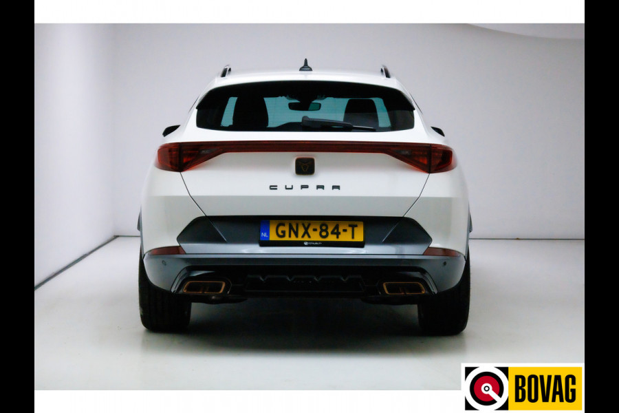 CUPRA Formentor 1.4 TSI e-Hybrid Business 204 PK | Trekhaak | Stoelverwarming | Adaptive cruise | Stuurverwarming,  App-connect, Full Led, Keyless