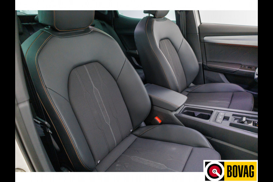 CUPRA Formentor 1.4 TSI e-Hybrid Business 204 PK | Trekhaak | Stoelverwarming | Adaptive cruise | Stuurverwarming,  App-connect, Full Led, Keyless