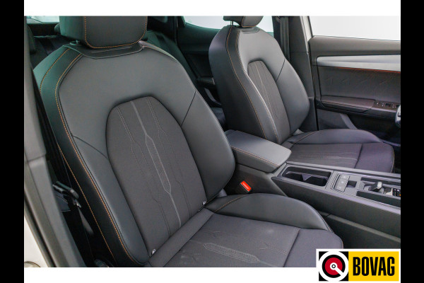 CUPRA Formentor 1.4 TSI e-Hybrid Business 204 PK | Trekhaak | Stoelverwarming | Adaptive cruise | Stuurverwarming,  App-connect, Full Led, Keyless