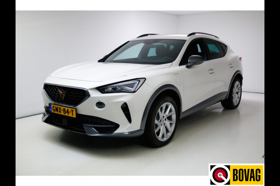 CUPRA Formentor 1.4 TSI e-Hybrid Business 204 PK | Trekhaak | Stoelverwarming | Adaptive cruise | Stuurverwarming,  App-connect, Full Led, Keyless