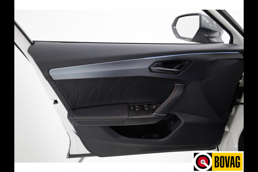 CUPRA Formentor 1.4 TSI e-Hybrid Business 204 PK | Trekhaak | Stoelverwarming | Adaptive cruise | Stuurverwarming,  App-connect, Full Led, Keyless