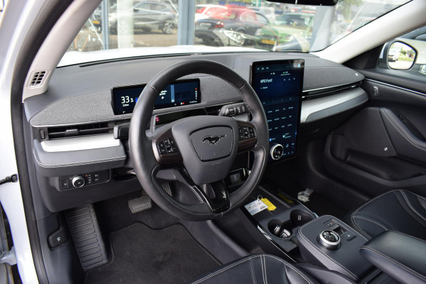 Ford Mustang Mach-E RWD 75 kWh | Pano | Memory | 360 Cam. | Leer