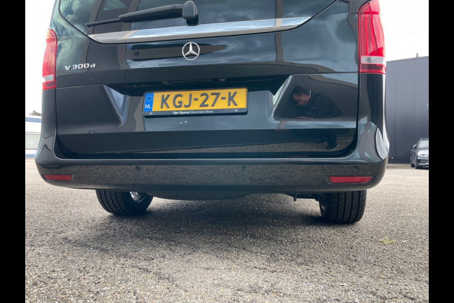 Mercedes-Benz V-Klasse 300d Lang Avantgarde Edition VIP Bus 6PERS Dealer onderhouden Vol met opties.