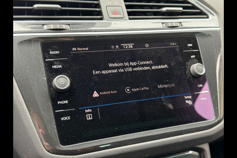 Volkswagen Tiguan TSI 245PK HYBRIDE DSG LIFE TREKHAAK/NAVI/VIRTUAL/SFEERVERL.