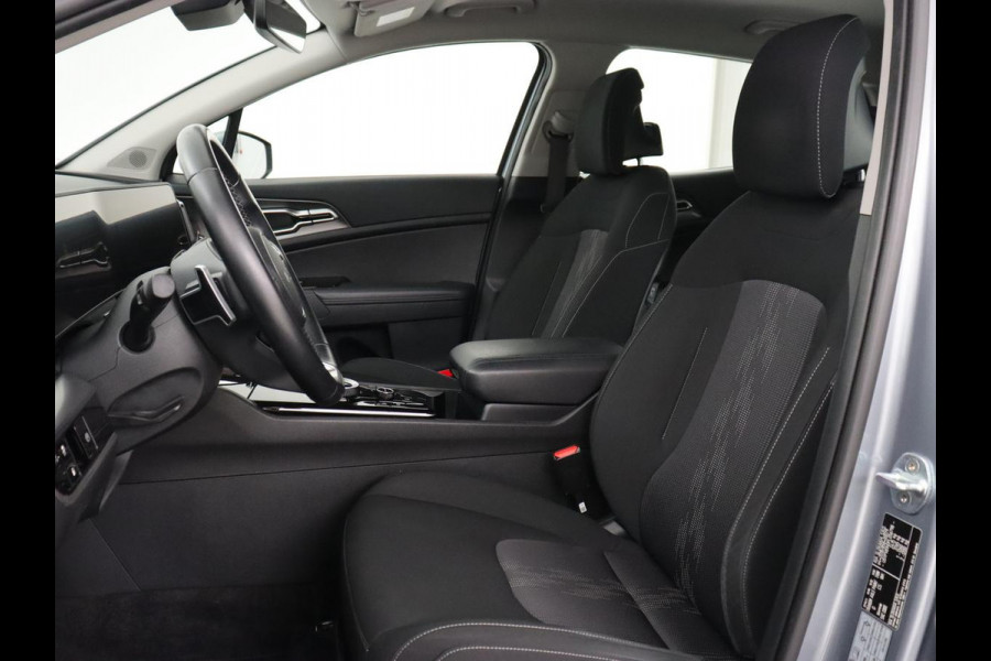 Kia Sportage 1.6 T-GDi Plug-in Hybrid AWD DynamicLine | SOH 97,2% | Camera | Carplay | Adaptive cruise | Navigatie | 19'' | Full LED | Climate control | PHEV