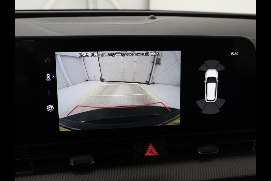Kia Sportage 1.6 T-GDi Plug-in Hybrid AWD DynamicLine | SOH 97,2% | Camera | Carplay | Adaptive cruise | Navigatie | 19'' | Full LED | Climate control | PHEV