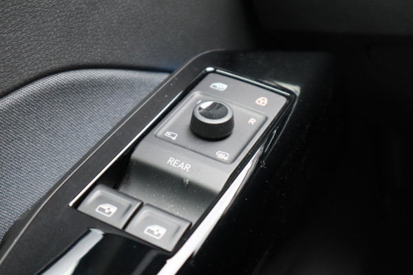 Volkswagen ID.3 Pro 58 kWh | Stuur + Stoelverwarming | Acc | Carplay |