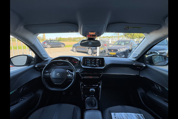Peugeot 208 1.2 PureTech Allure 74KW / 100PK / CARPLAY / KEYLESS / CRUISE / ECC / CAMERA / PDC / LMV