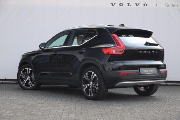 Volvo XC40 T5 272PK Automaat Plug-in hybrid Inscription Elektrische stoelen / Trekhaak / Panoramadak / Polestar tuning / Lederen bekleding / Adaptieve cruise control / Parkeersensoren met 360 camera / Harman Kardon audio / Mistlampen / Stoel - en stuurwielverwarming