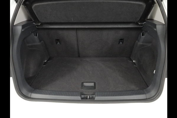 Volkswagen T-Cross 1.0 TSI Style 115pk 6bak|digi display|  Navi| 17'LM-velgen| Climatronic| dodehoek detectie
