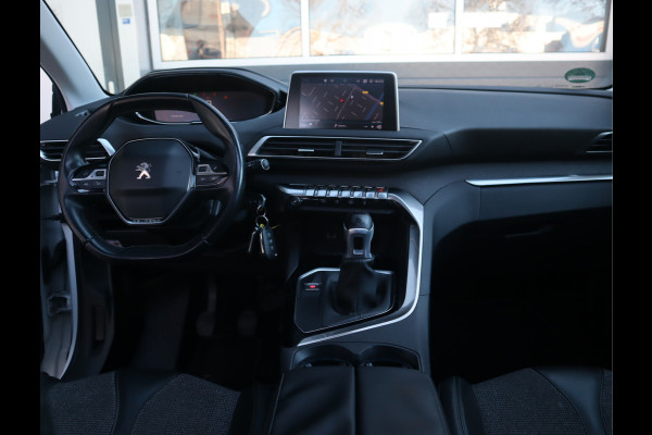 Peugeot 3008 Allure Navi / Pano / Climate / Pdc Nieuwe D-riem/ All-season banden/ Keurige auto
