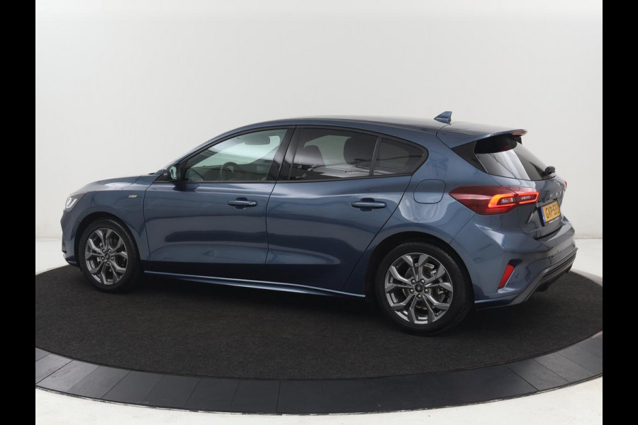 Ford Focus 1.0 EcoBoost Hybrid ST Line | Adaptive cruise | Camera | Carplay | Navigatie | Full LED | Side Assist | Climate control | Bluetooth | Parkeerhulp