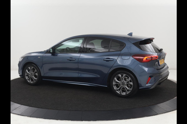 Ford Focus 1.0 EcoBoost Hybrid ST Line | Adaptive cruise | Camera | Carplay | Navigatie | Full LED | Side Assist | Climate control | Bluetooth | Parkeerhulp