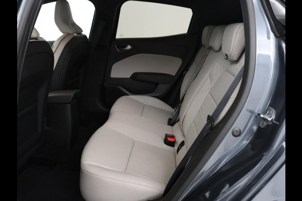 Renault Clio 1.6 E-Tech Hybrid 140 Initiale Paris | Leder | Stoelverwarming | Carplay | Keyless | Park Assist | Full LED | Navigatie | Climate control | Stuurverwarming | DAB | Bluetooth