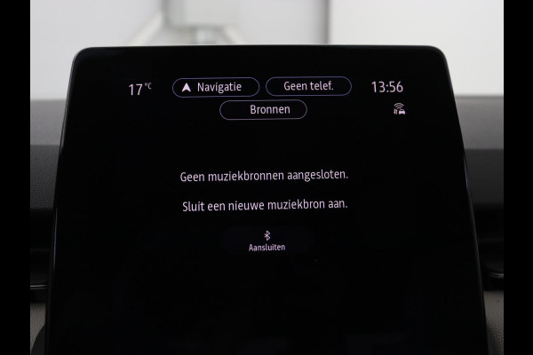 Renault Clio 1.6 E-Tech Hybrid 140 Initiale Paris | Leder | Stoelverwarming | Carplay | Keyless | Park Assist | Full LED | Navigatie | Climate control | Stuurverwarming | DAB | Bluetooth