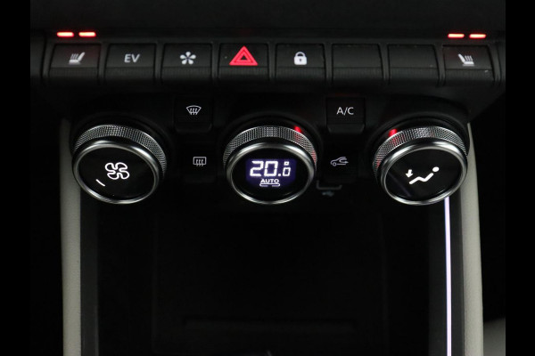 Renault Clio 1.6 E-Tech Hybrid 140 Initiale Paris | Leder | Stoelverwarming | Carplay | Keyless | Park Assist | Full LED | Navigatie | Climate control | Stuurverwarming | DAB | Bluetooth