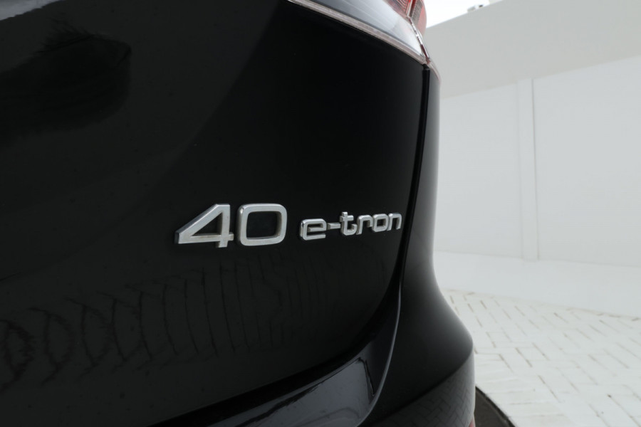 Audi Q4 Sportback e-tron 40 S edition 77 kWh Volleder, Navigatie, Digital Dash!