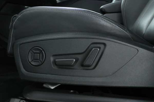 Audi Q4 Sportback e-tron 40 S edition 77 kWh Volleder, Navigatie, Digital Dash!