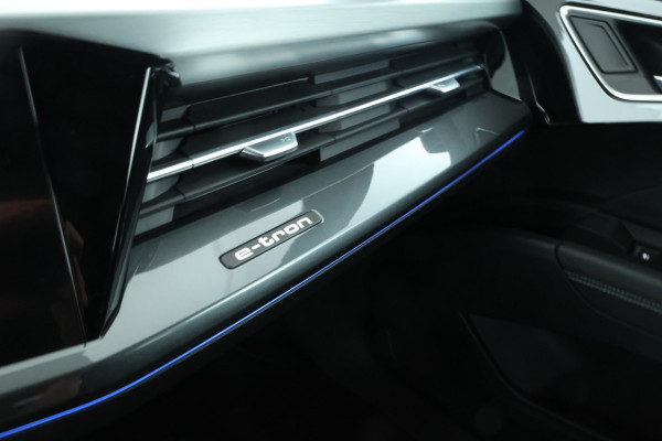 Audi Q4 Sportback e-tron 40 S edition 77 kWh Volleder, Navigatie, Digital Dash!